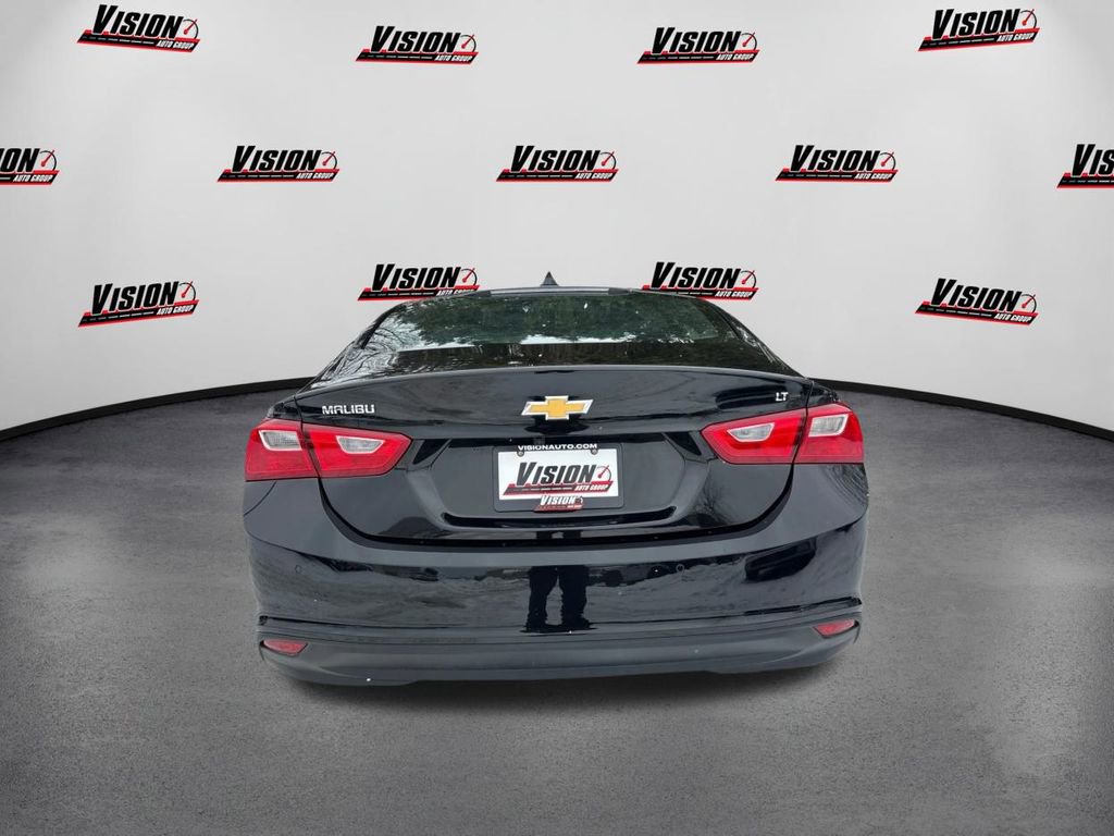 Used 2025 Chevrolet Malibu LT image 6