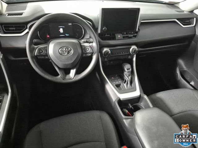 Used 2025 Toyota RAV4 XLE image 10