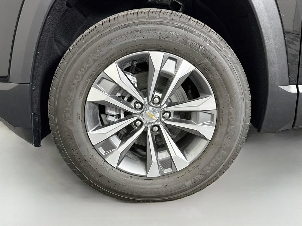 New 2027 Chevrolet Equinox LT w/ Safety and Technology Package FWD image 29