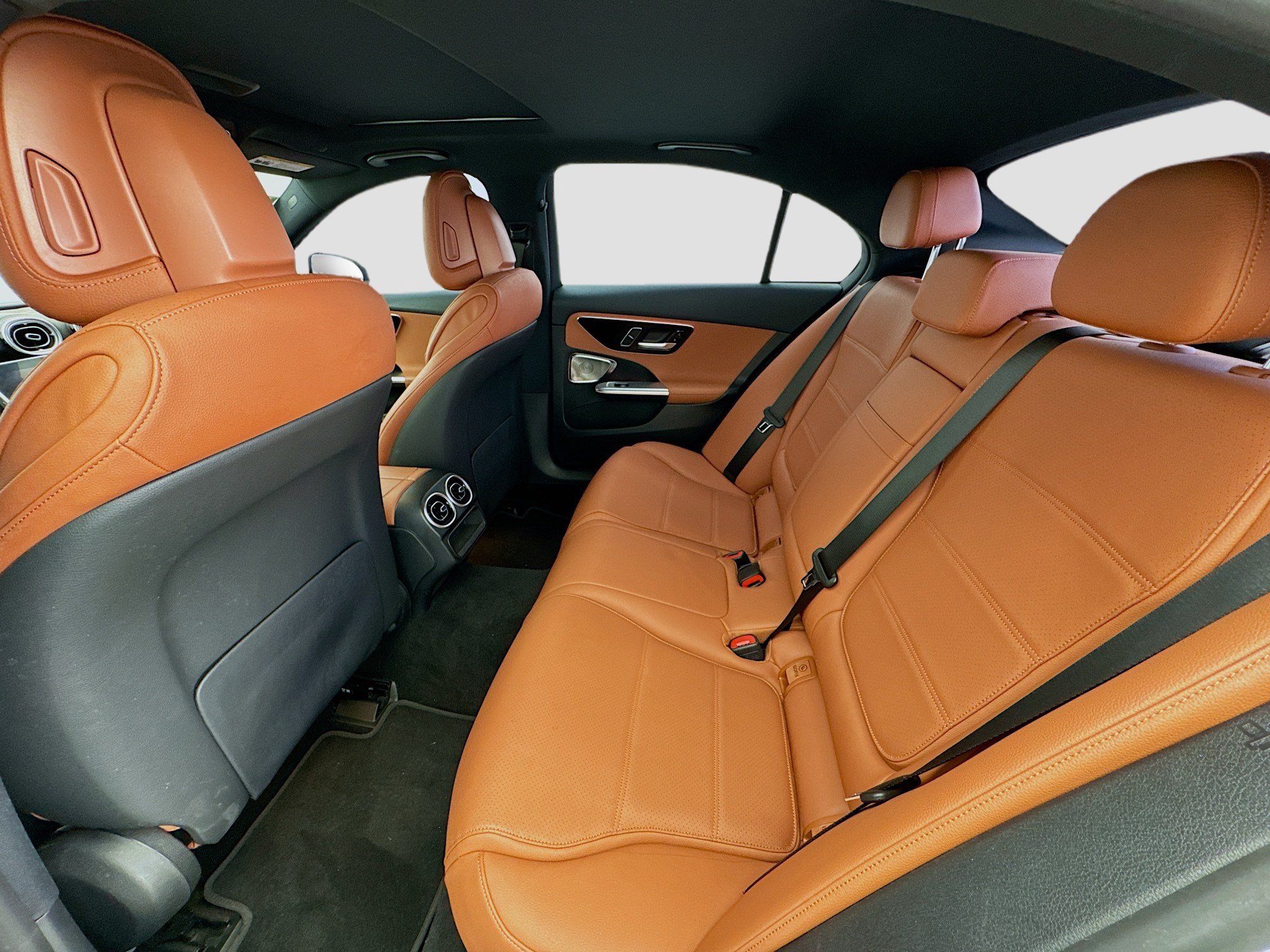 Used 2022 Mercedes-Benz C 300 Sedan w/ Exclusive Trim Package image 16