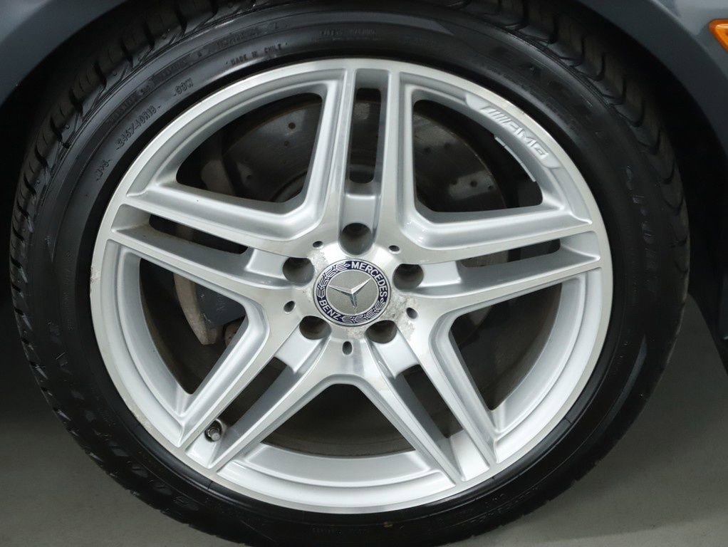 Used 2013 Mercedes-Benz E 350 4MATIC Sedan image 10