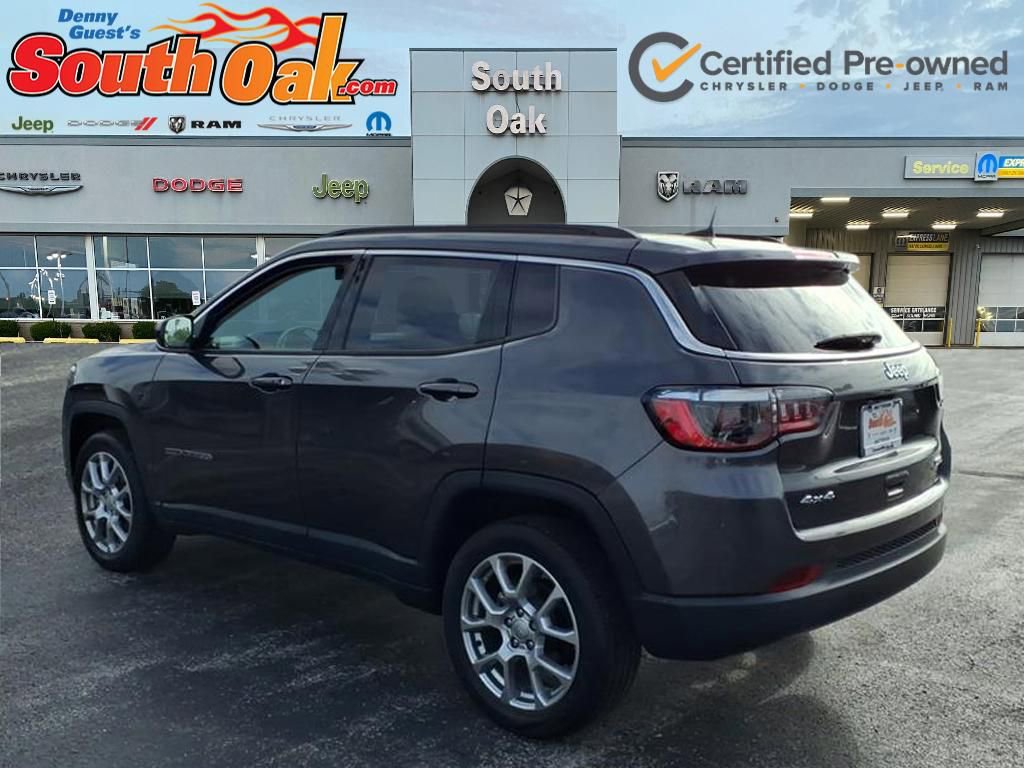 Certified 2022 Jeep Compass Latitude w/ Sun and Sound Group AWD/4WD image 4