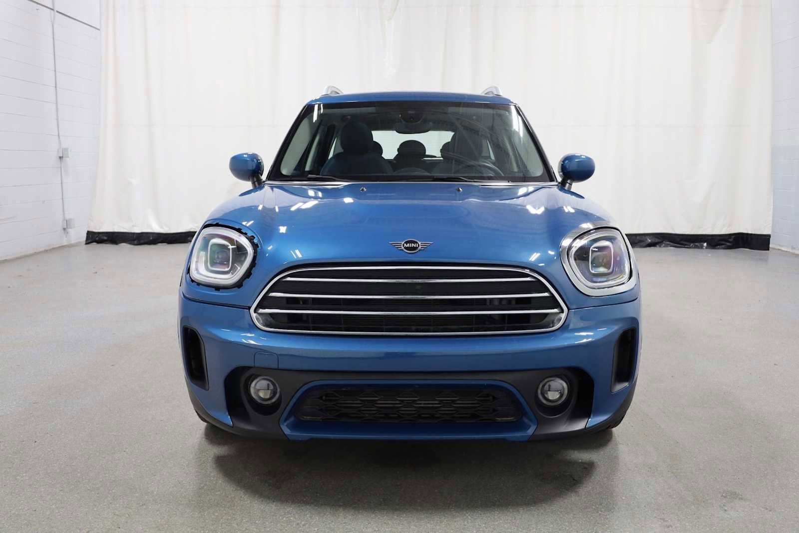 Used 2023 MINI Cooper Countryman S w/ Signature Upholstery Package image 14