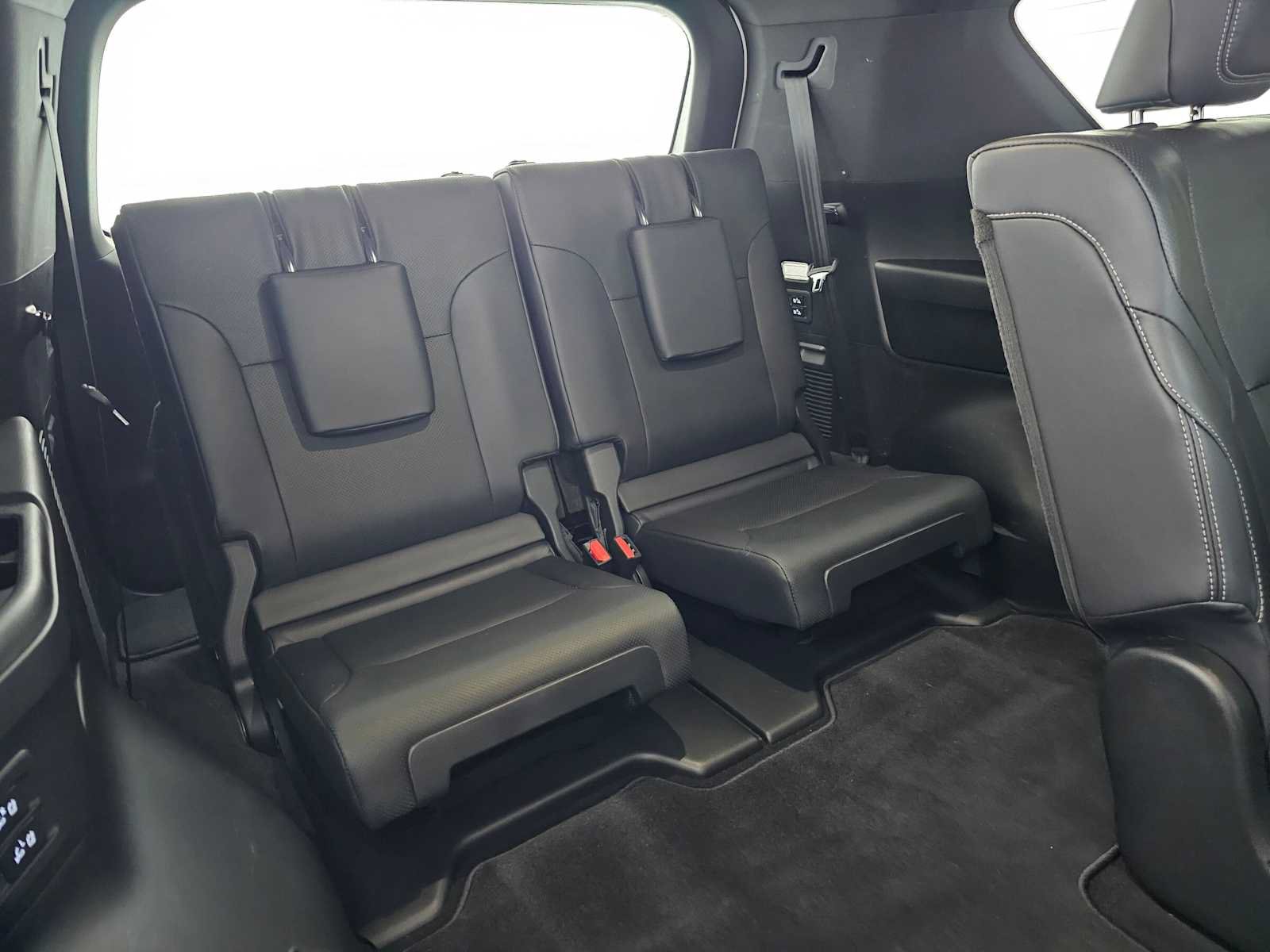 Used 2023 Lexus LX 600 F Sport AWD/4WD image 13