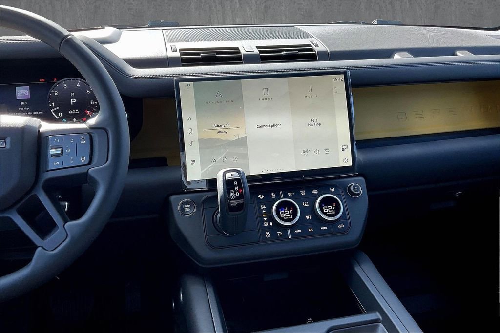New 2026 Land Rover Defender 110 AWD/4WD image 6