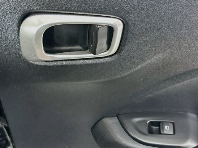 Used 2026 Hyundai Venue SE FWD image 27