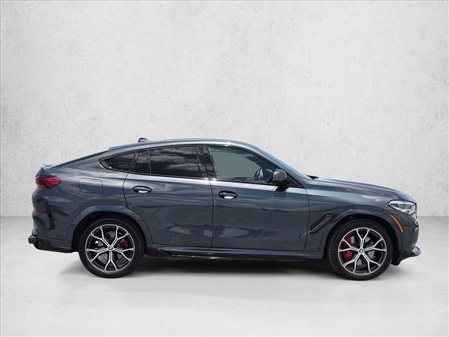 Used 2022 BMW X6 xDrive40i w/ M Sport Package AWD/4WD image 4