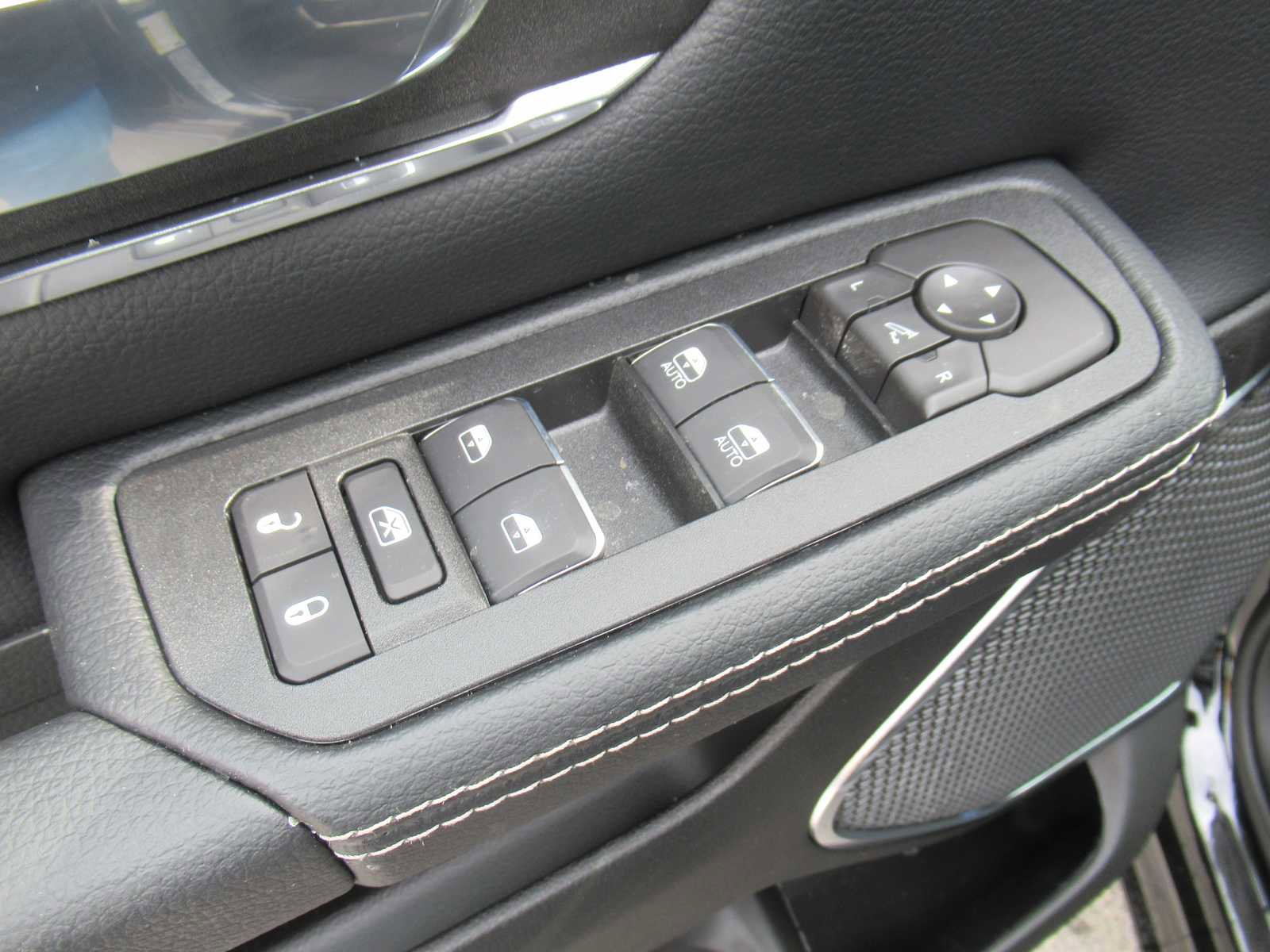 New 2026 RAM 1500 Laramie w/ Night Edition image 19