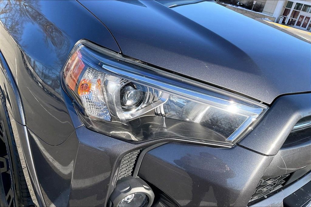 Used 2023 Toyota 4Runner SR5 Premium w/ Moonroof Package image 32