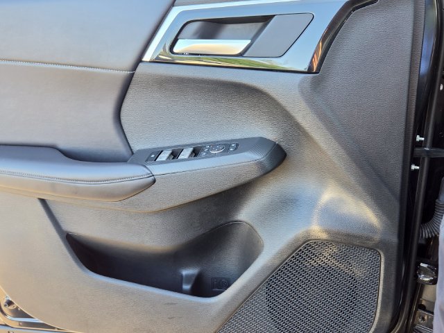 Used 2024 Mitsubishi Outlander SE AWD/4WD image 27