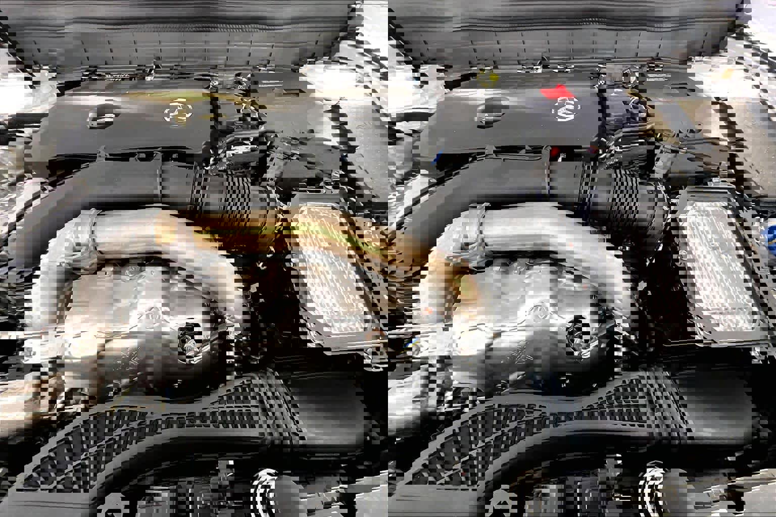 New 2026 Mercedes-Benz GLB 250 4MATIC image 14