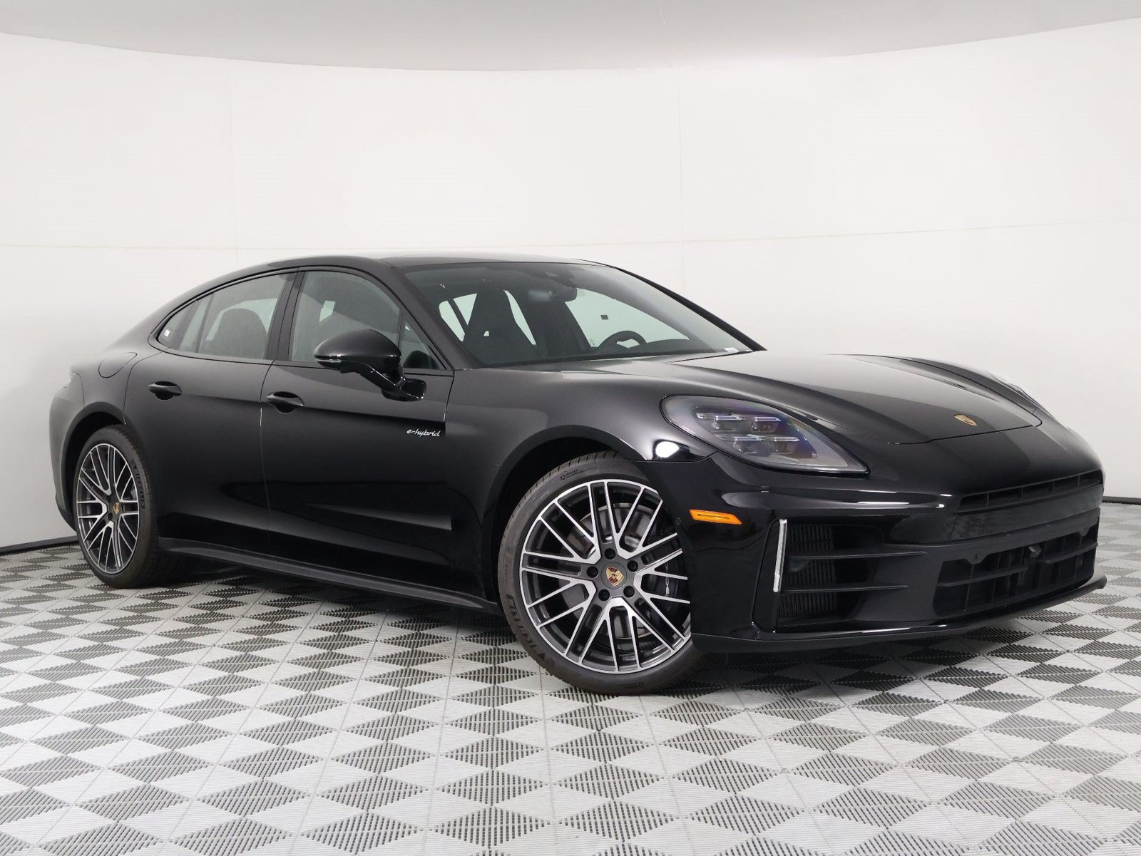 New 2026 Porsche Panamera 4 E-Hybrid AWD/4WD image 9