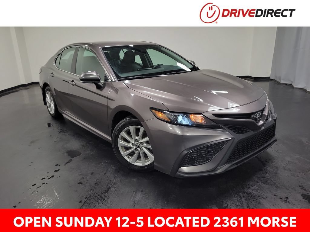 Used 2024 Toyota Camry SE