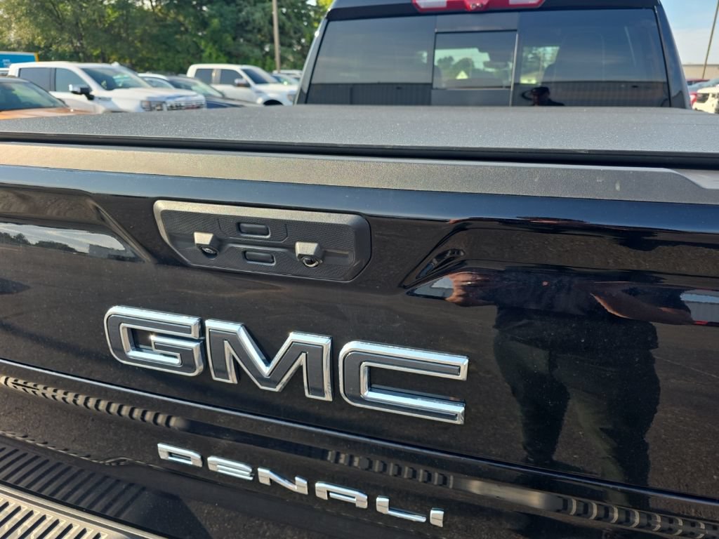 Used 2025 GMC Sierra 1500 Denali Ultimate AWD/4WD image 6