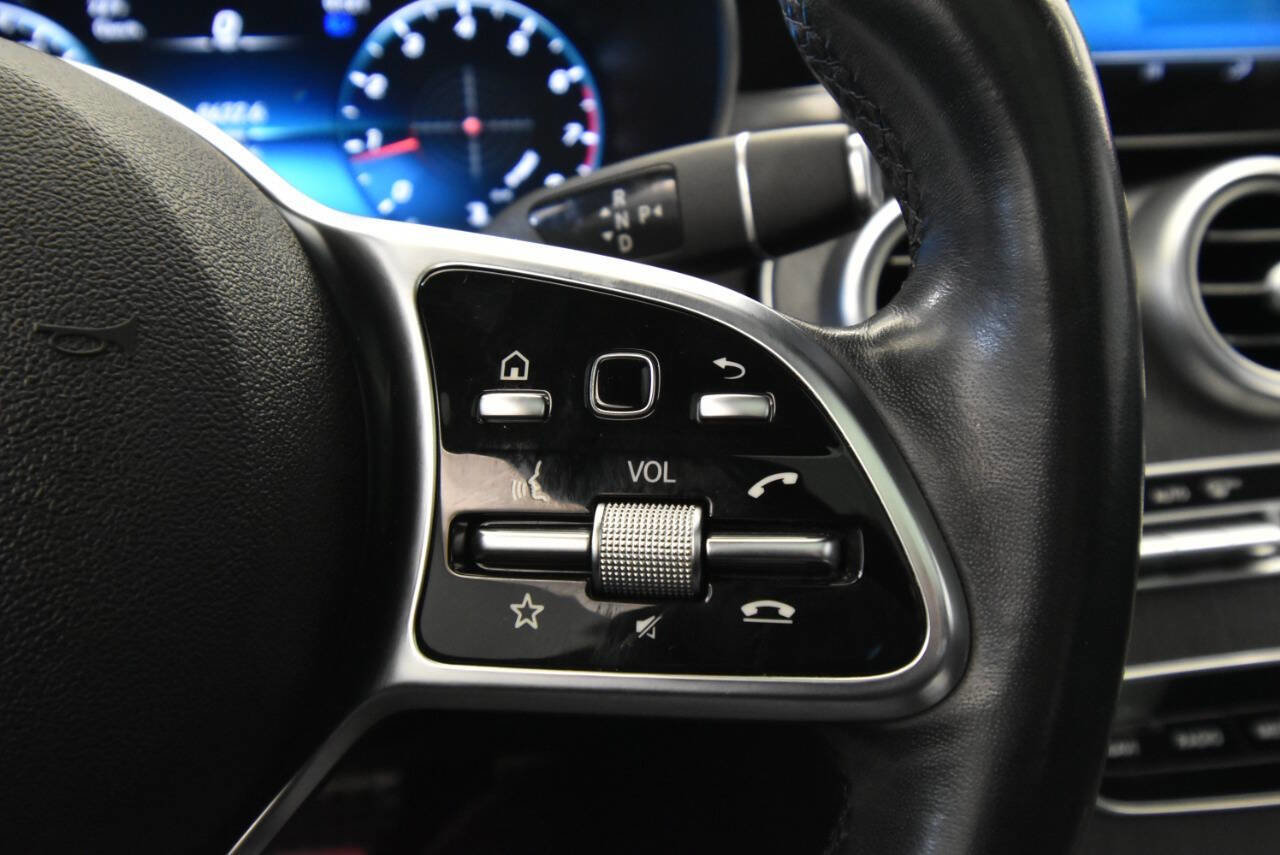 Used 2020 Mercedes-Benz C 300 C 300 4MATIC AWD 2dr Coupe w/ AMG Line image 25