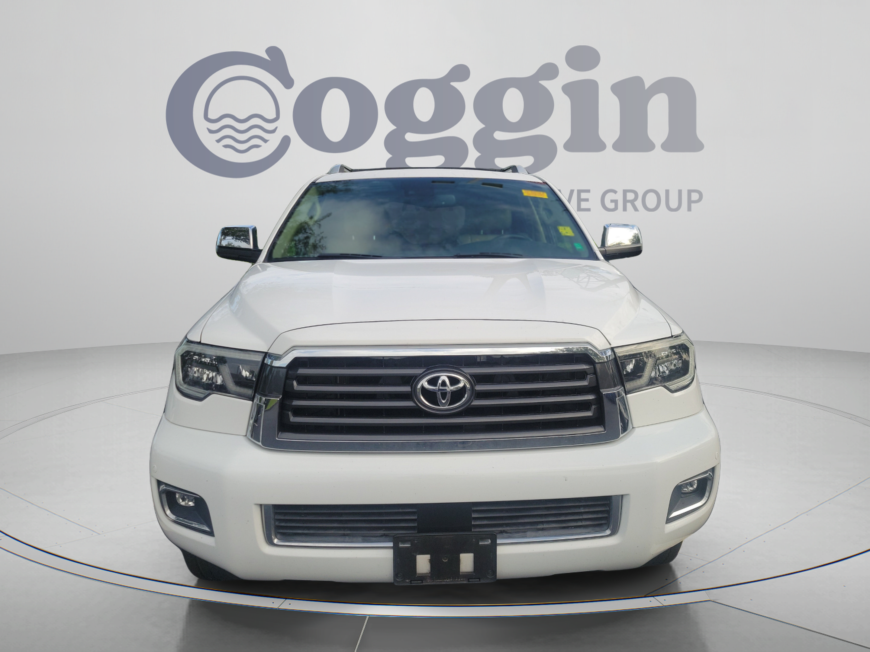 Used 2019 Toyota Sequoia Limited w/ Safety & Convenience Package AWD/4WD image 6
