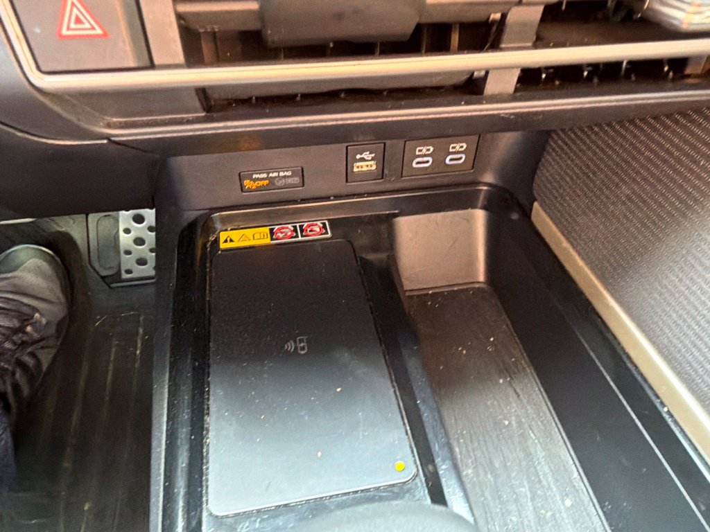 Used 2025 Toyota Camry SE w/ Multimedia Upgrade Package FWD image 13
