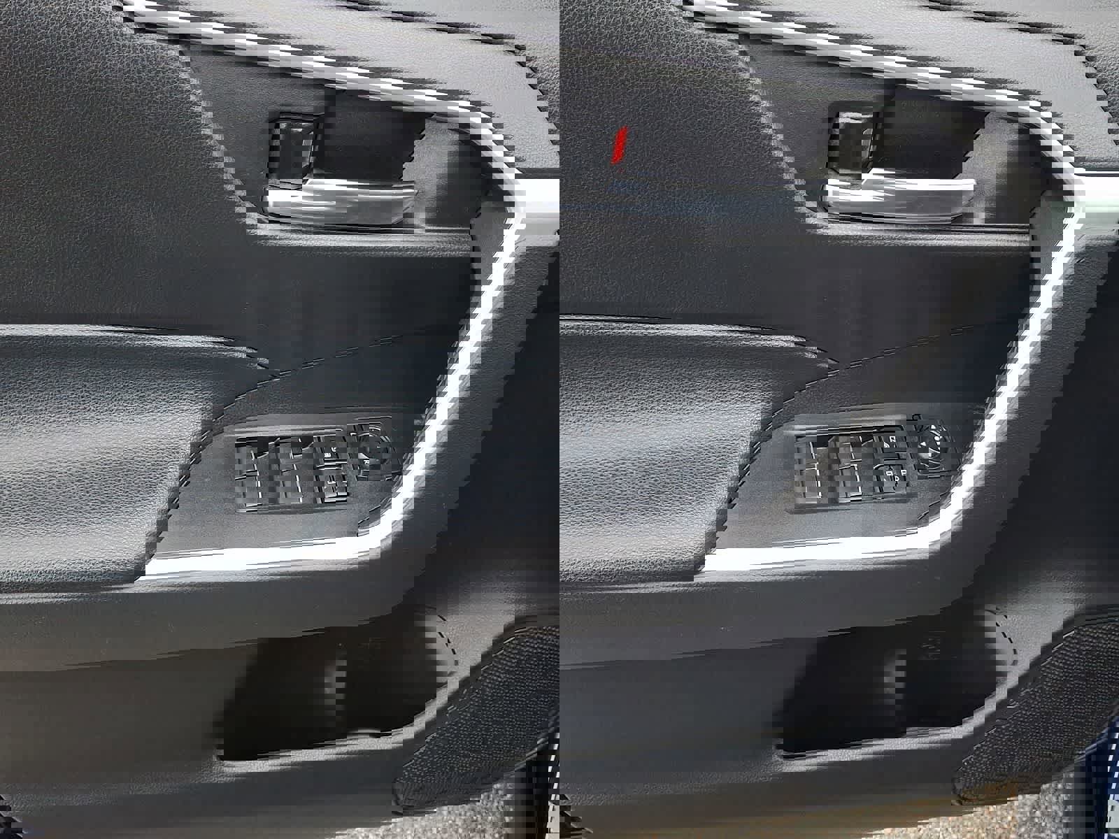 Certified 2022 Toyota RAV4 XLE image 15