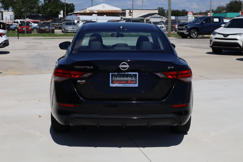 Used 2024 Nissan Sentra SV FWD image 8