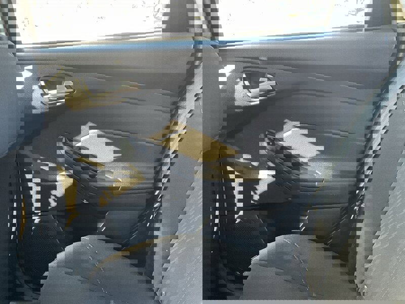 Used 2017 Ford Focus SE w/ Cold Weather Package image 14