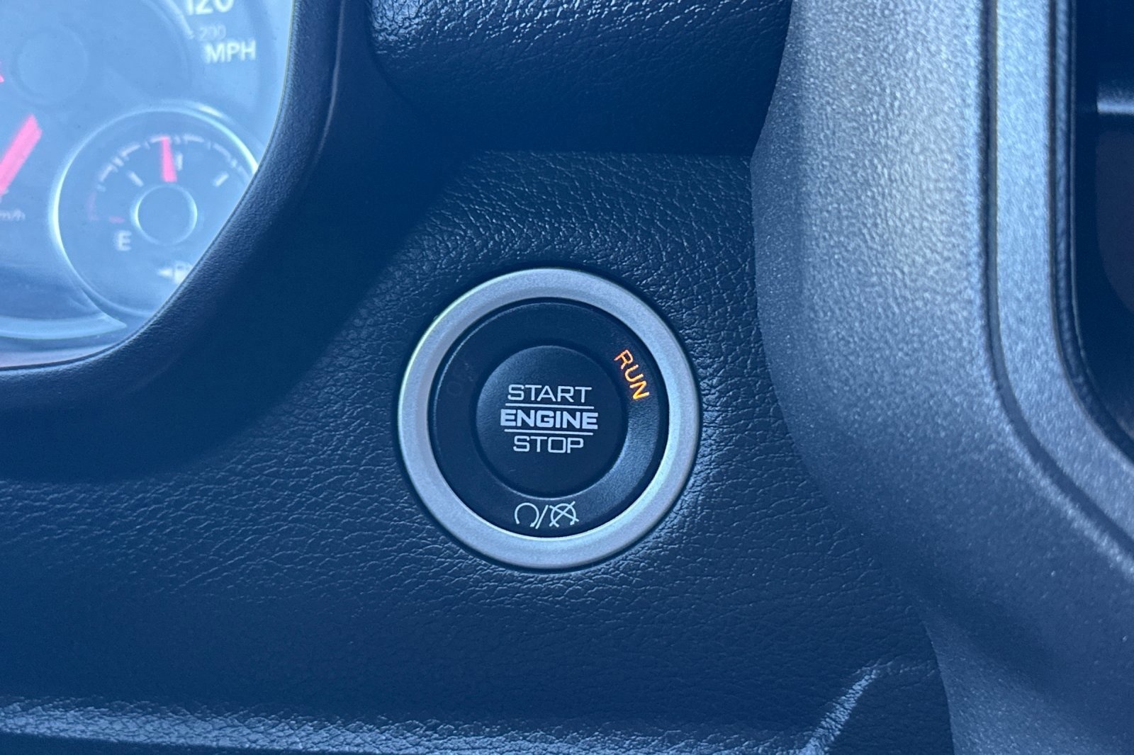 Used 2022 RAM 2500 Tradesman image 22