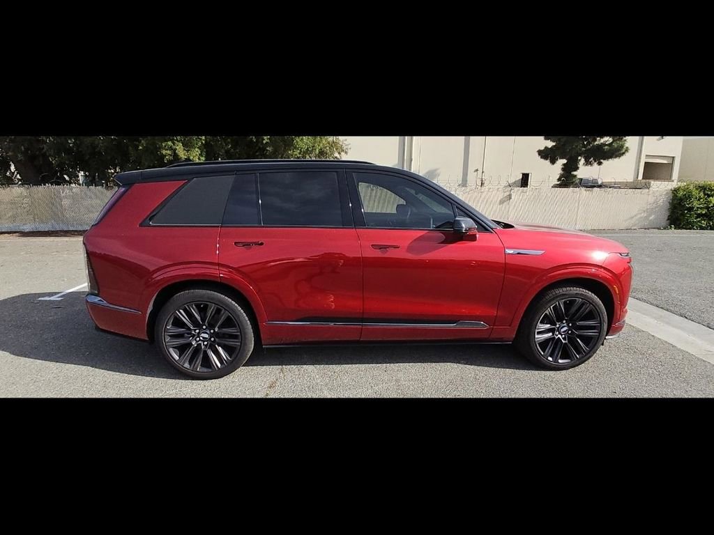 Used 2026 Cadillac Vistiq Platinum AWD/4WD image 10