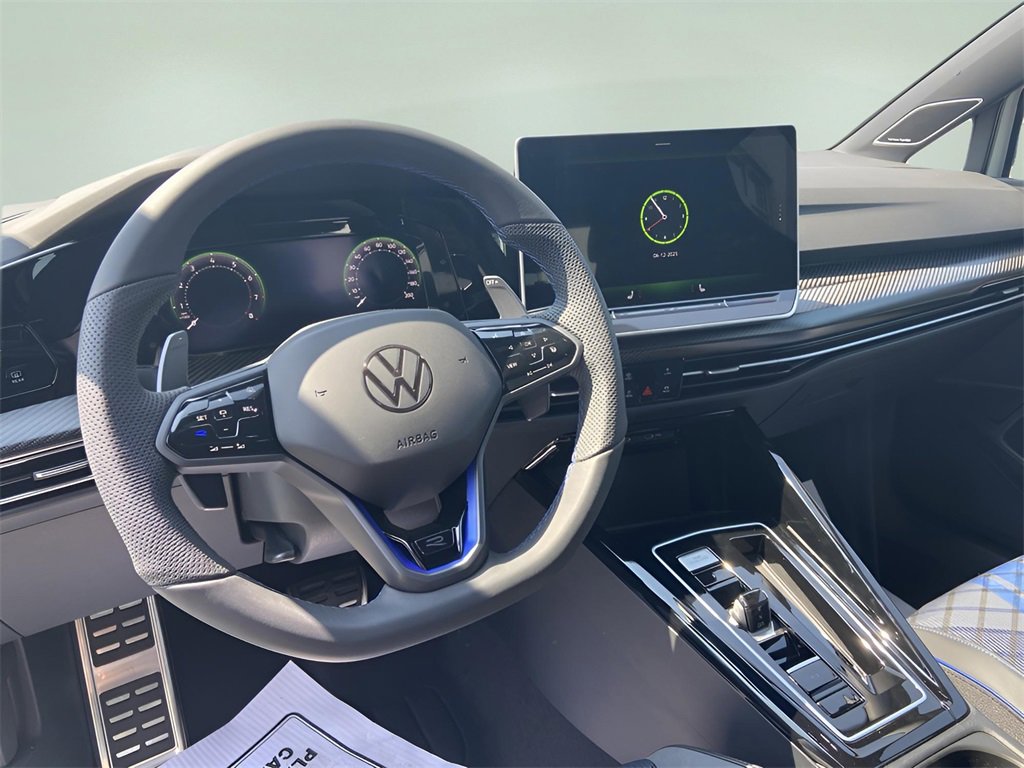 New 2025 Volkswagen Golf R Black Edition image 9
