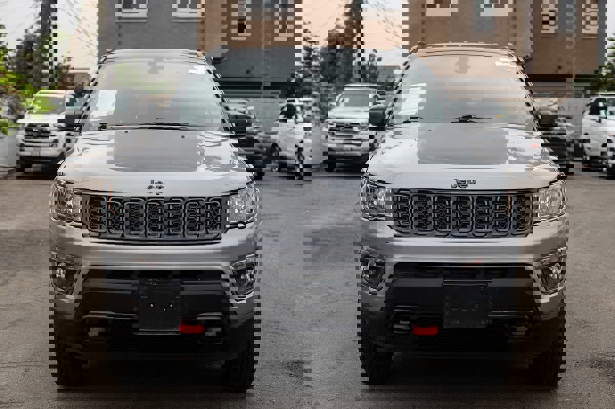 Used 2019 Jeep Compass Trailhawk image 12