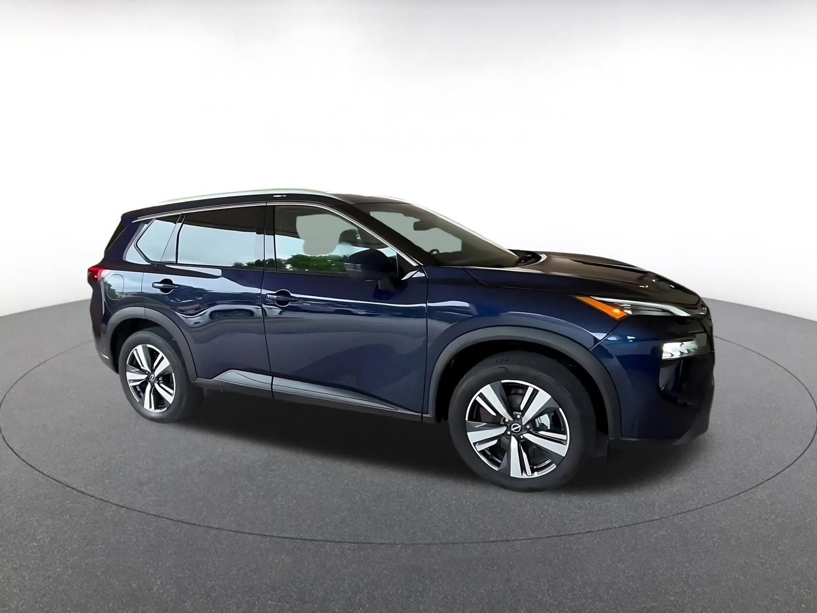 Used 2026 Nissan Rogue SL FWD video 2