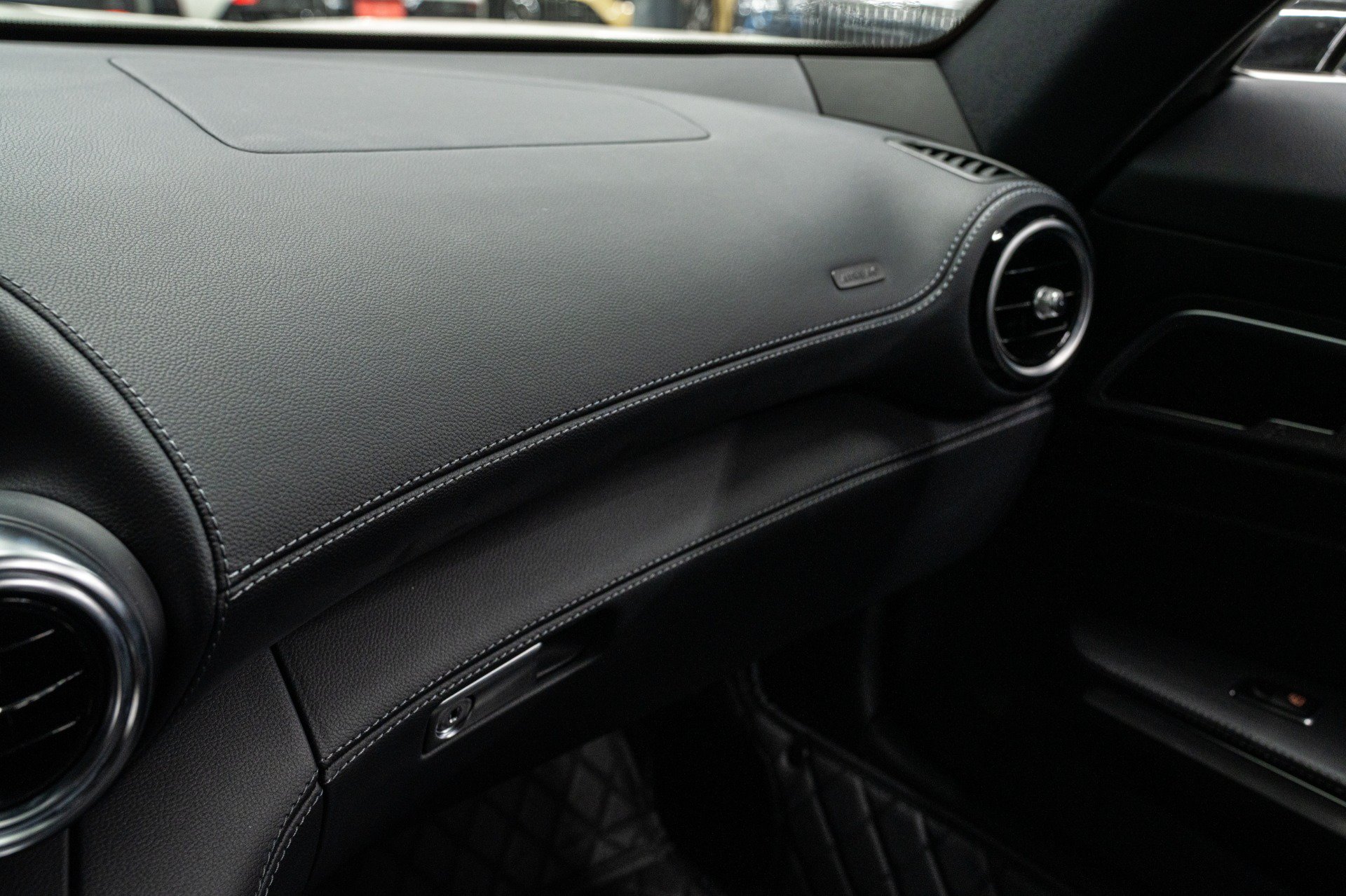 Used 2016 Mercedes-Benz AMG GT S image 29