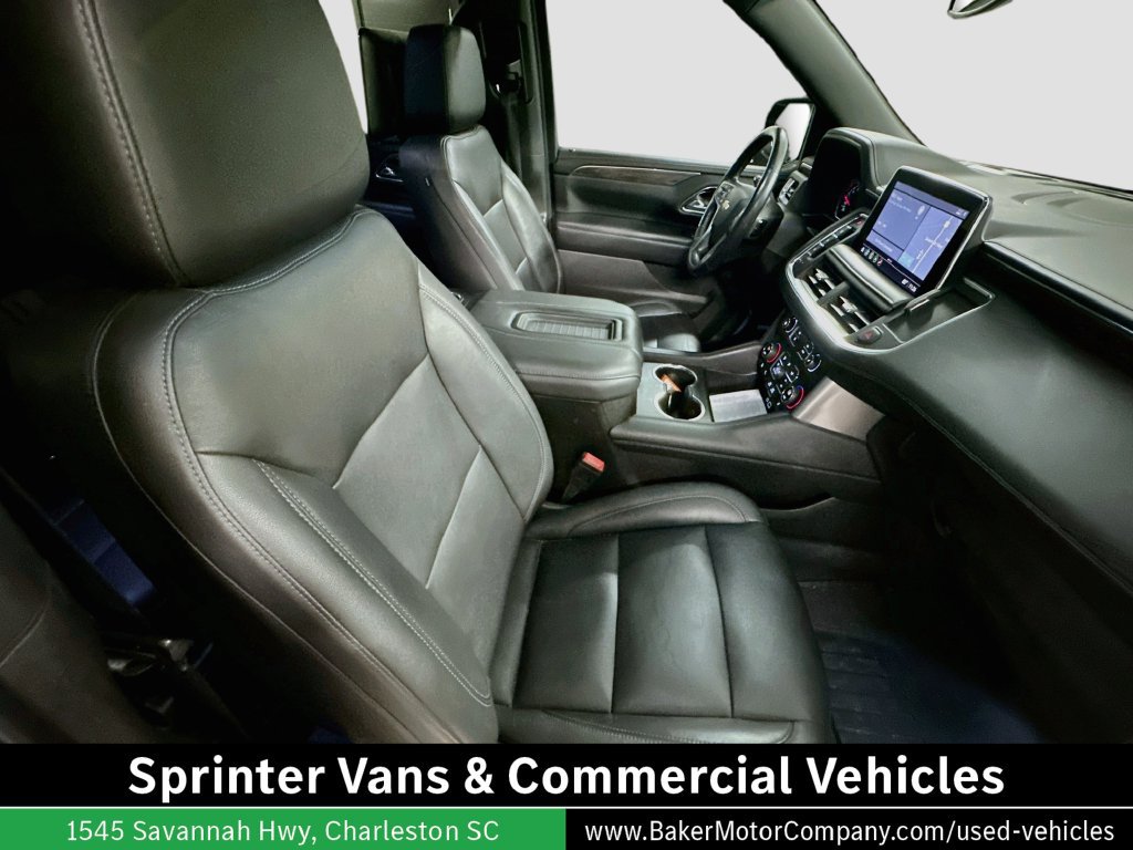 Used 2021 Chevrolet Suburban LT w/ Luxury Package RWD image 30