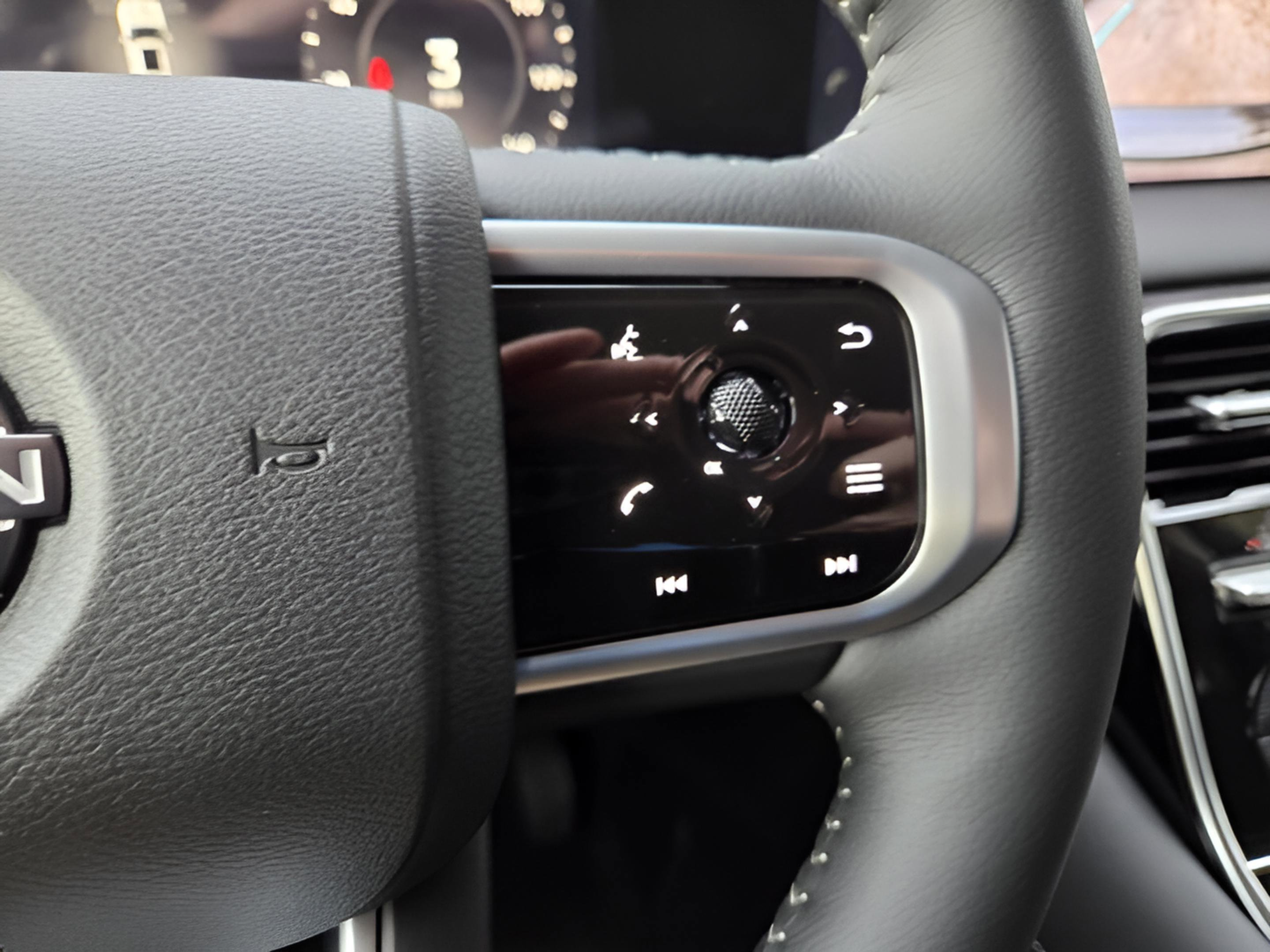 New 2026 Nissan Armada SV RWD image 10