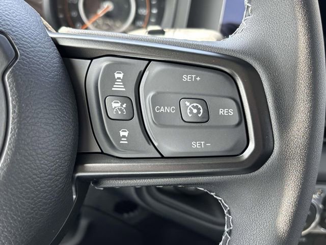 New 2026 Jeep Wrangler Unlimited Rubicon w/ Xtreme 35 Tire Package image 16