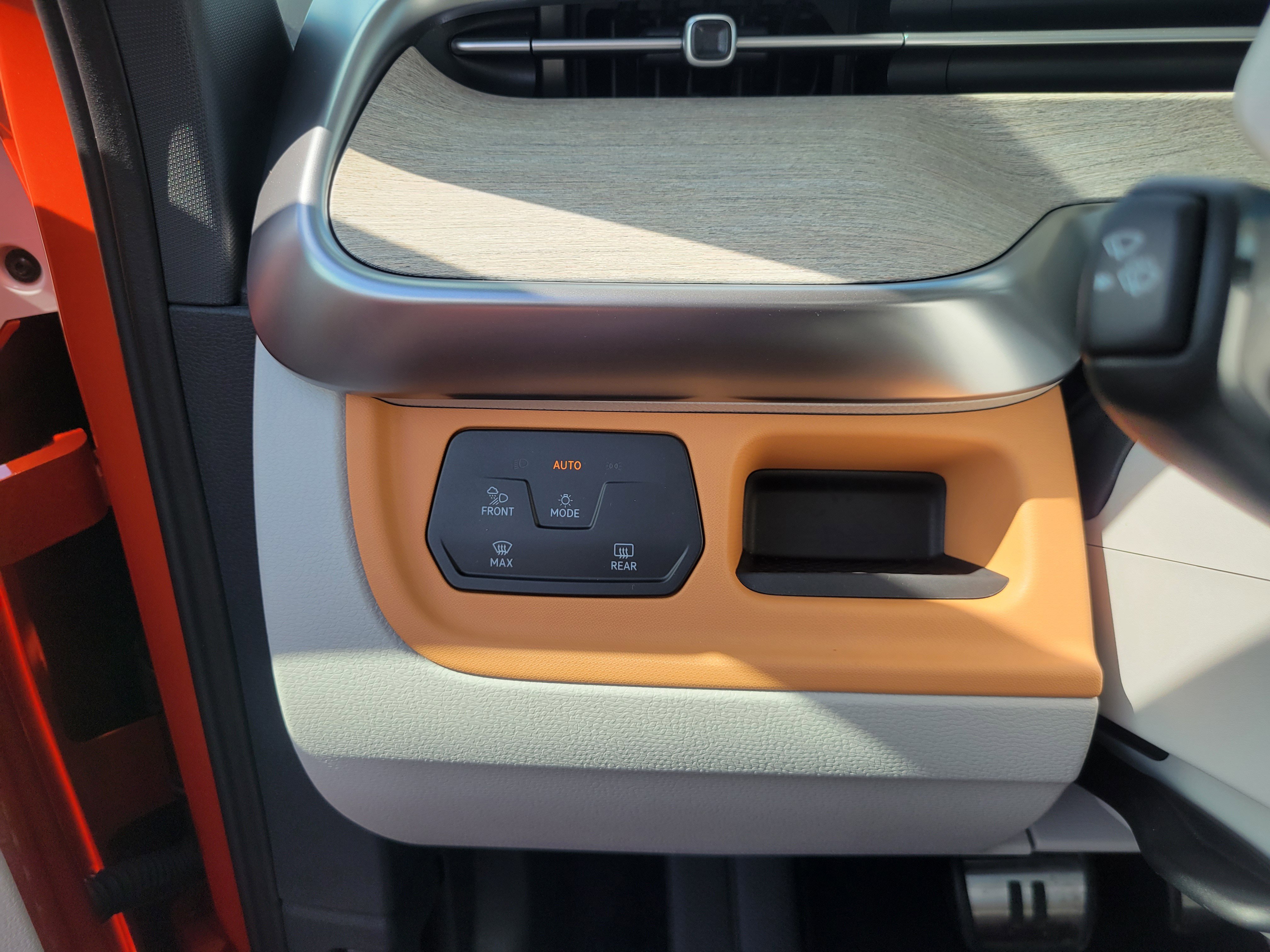 Used 2025 Volkswagen ID. Buzz 1st Edition image 20