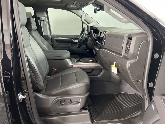 New 2026 Chevrolet Silverado 3500 LTZ w/ LTZ Premium Package image 13