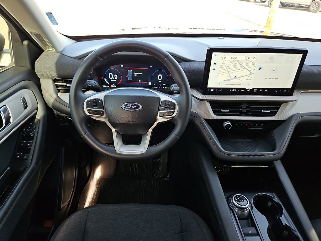 Used 2025 Ford Explorer Active image 10