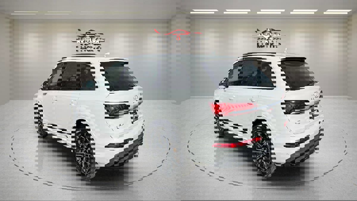 Used 2020 Audi Q7 3.0T Premium Plus w/ Premium Plus Package image 3