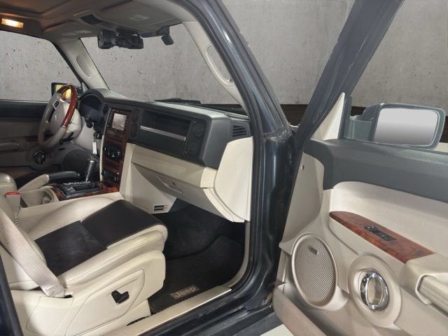 Used 2008 Jeep Commander Overland AWD/4WD image 22