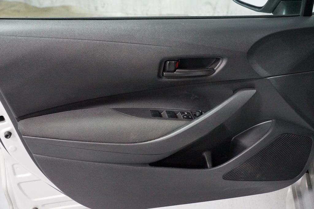 Certified 2024 Toyota Corolla LE FWD image 27