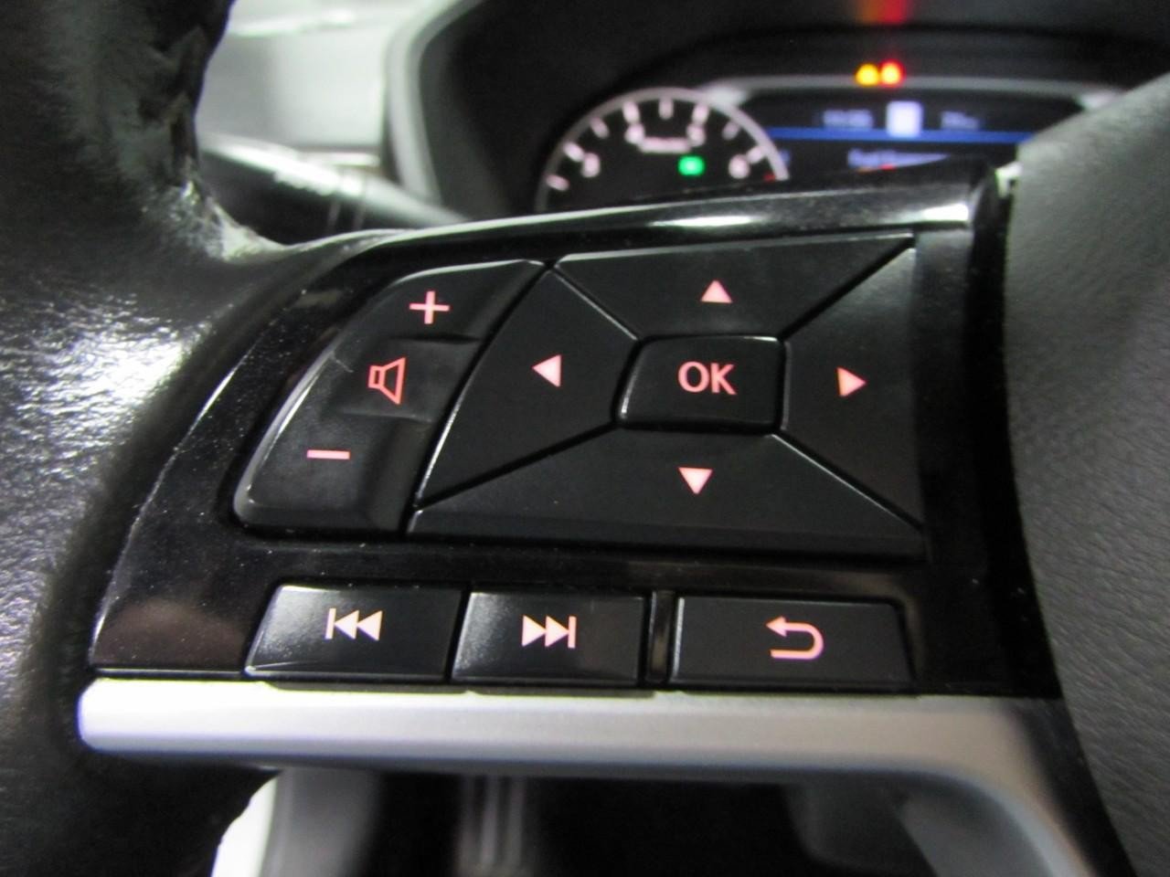 Used 2024 Nissan Altima 2.5 SV w/ SV Premium Package FWD image 24