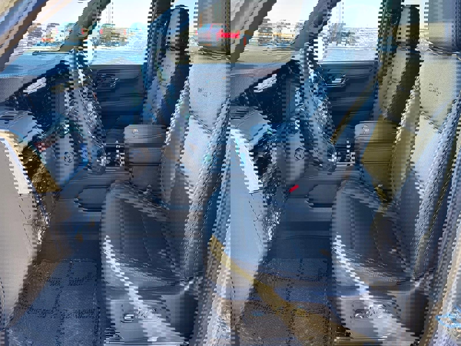 Certified 2025 GMC Yukon XL Denali image 5