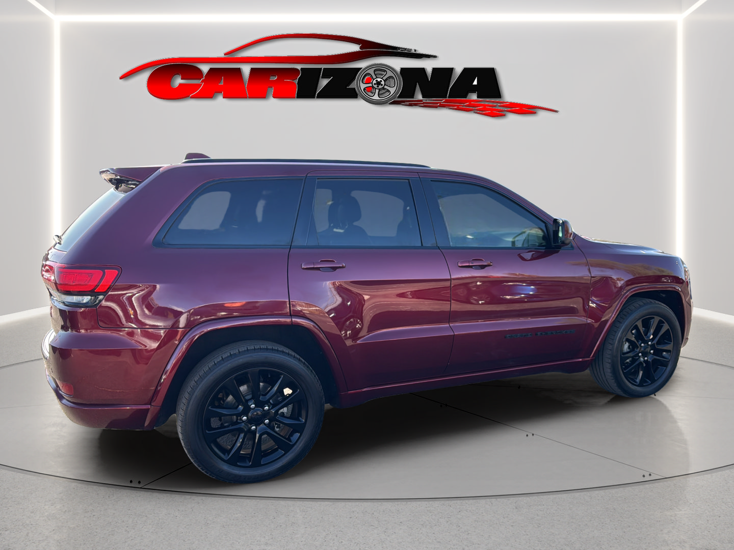 Used 2019 Jeep Grand Cherokee Altitude RWD image 4