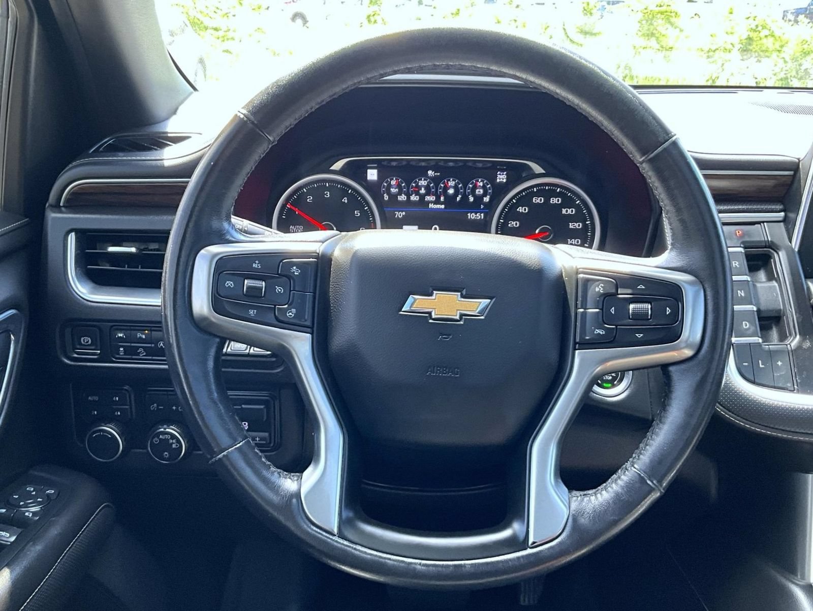 Used 2021 Chevrolet Tahoe Premier w/ Premium Package AWD/4WD image 13