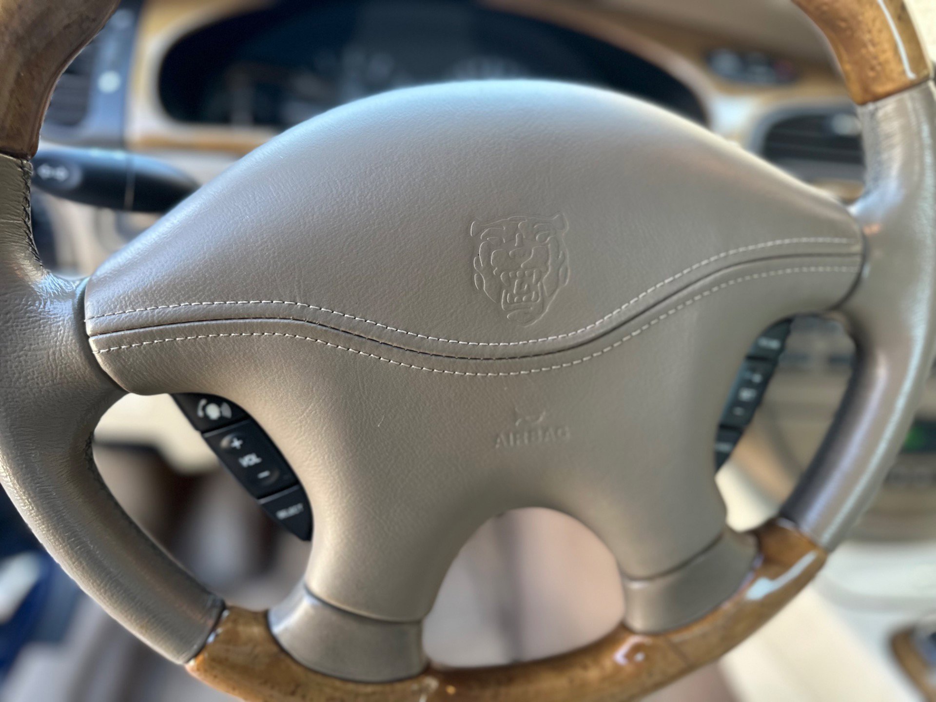 Used 2000 Jaguar S-TYPE 4.0 image 23