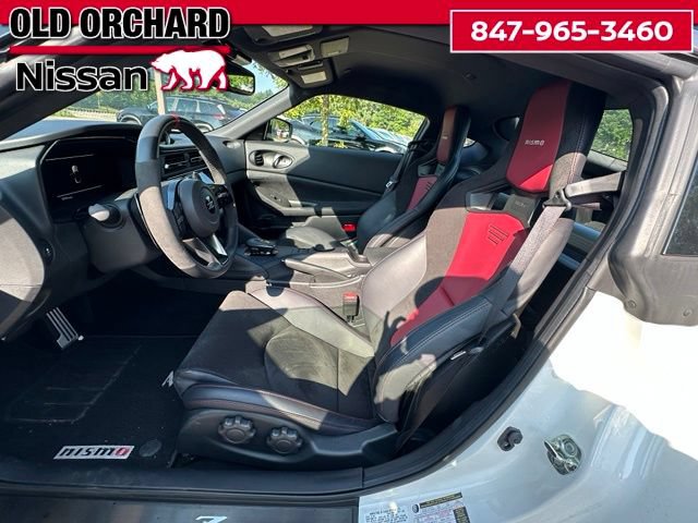 Used 2025 Nissan Z NISMO w/ Floor Mat Package RWD image 12