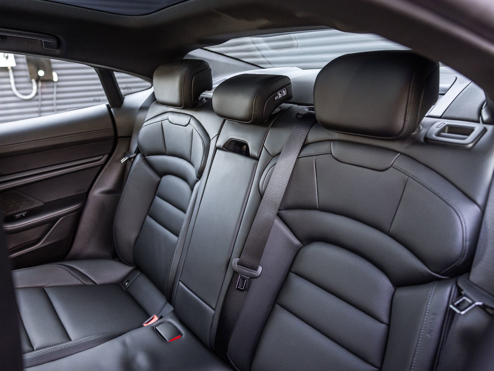 Certified 2023 Porsche Taycan image 17