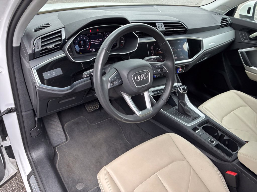 Used 2025 Audi Q3 2.0T Premium AWD/4WD image 14