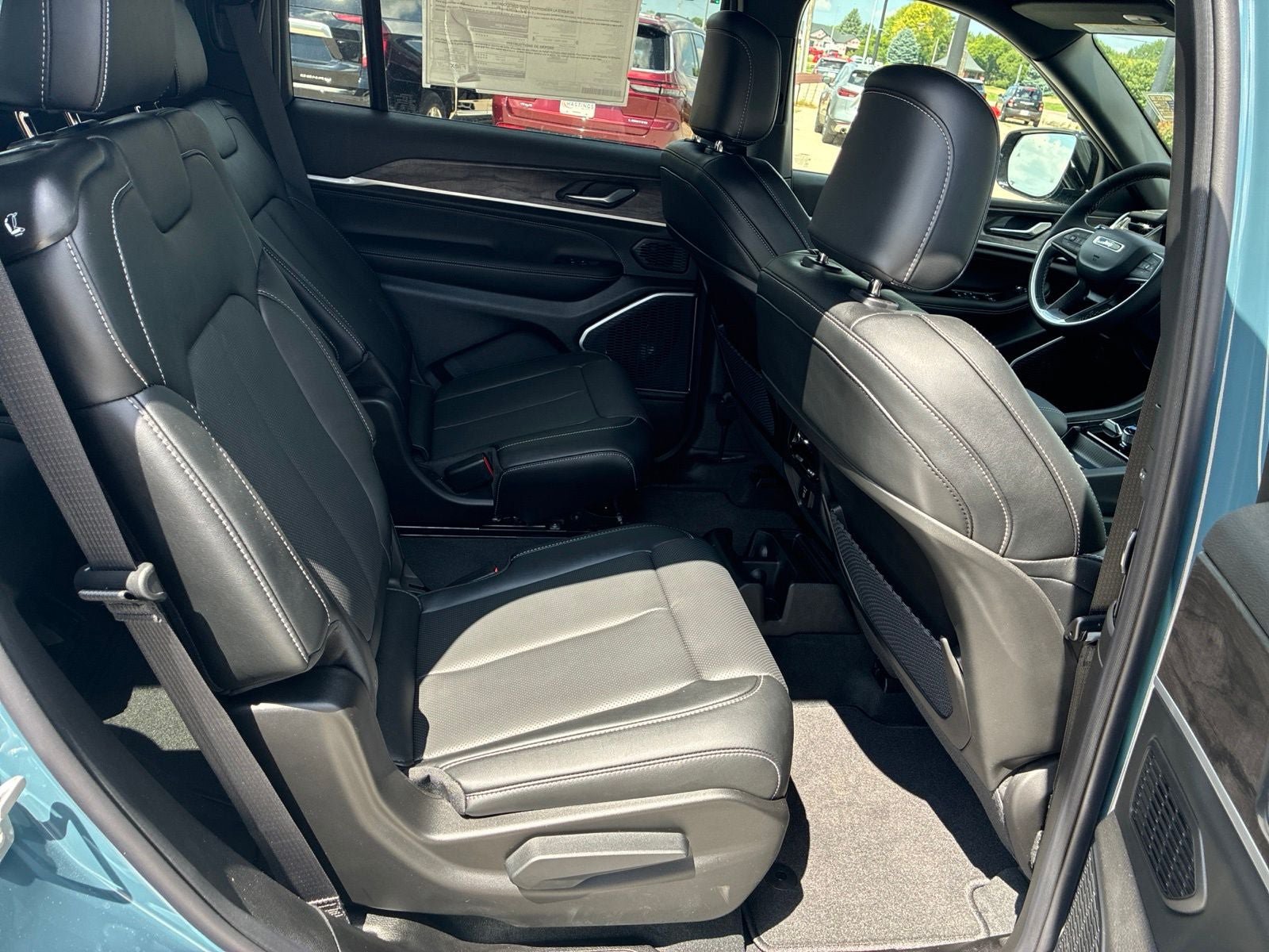 New 2026 Jeep Grand Cherokee L Limited AWD/4WD image 26