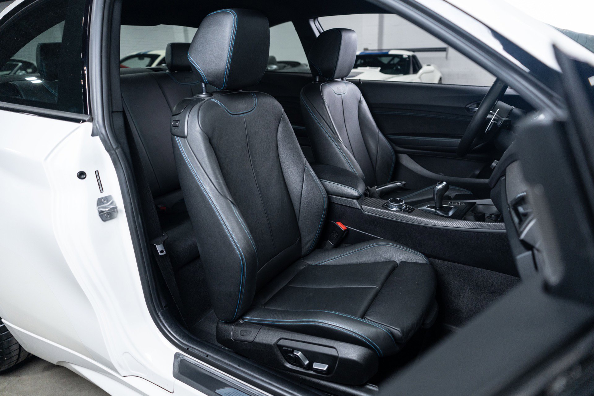 Used 2016 BMW M2 RWD image 46