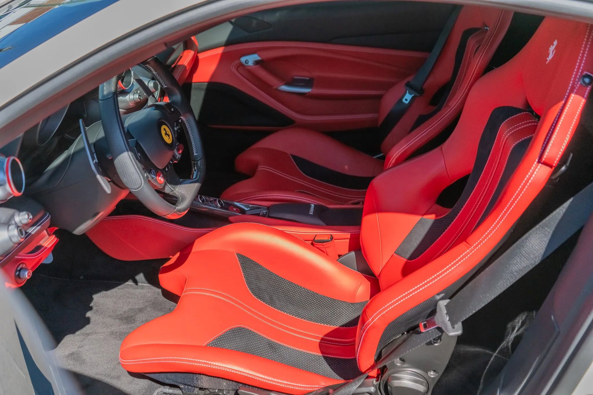 Used 2021 Ferrari F8 Tributo image 50